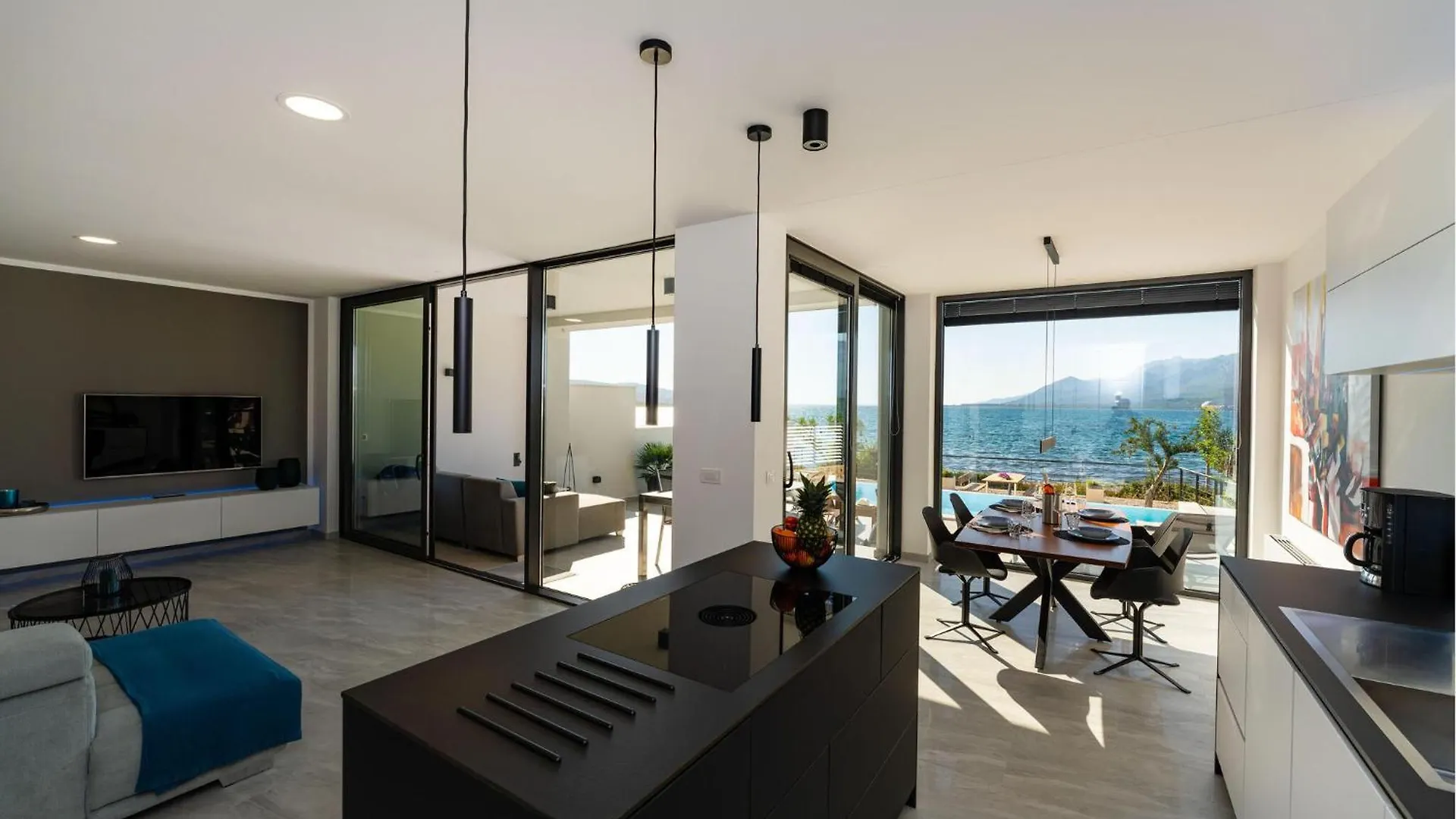 Lovely Apartment In Rovanjska With Kitchen
