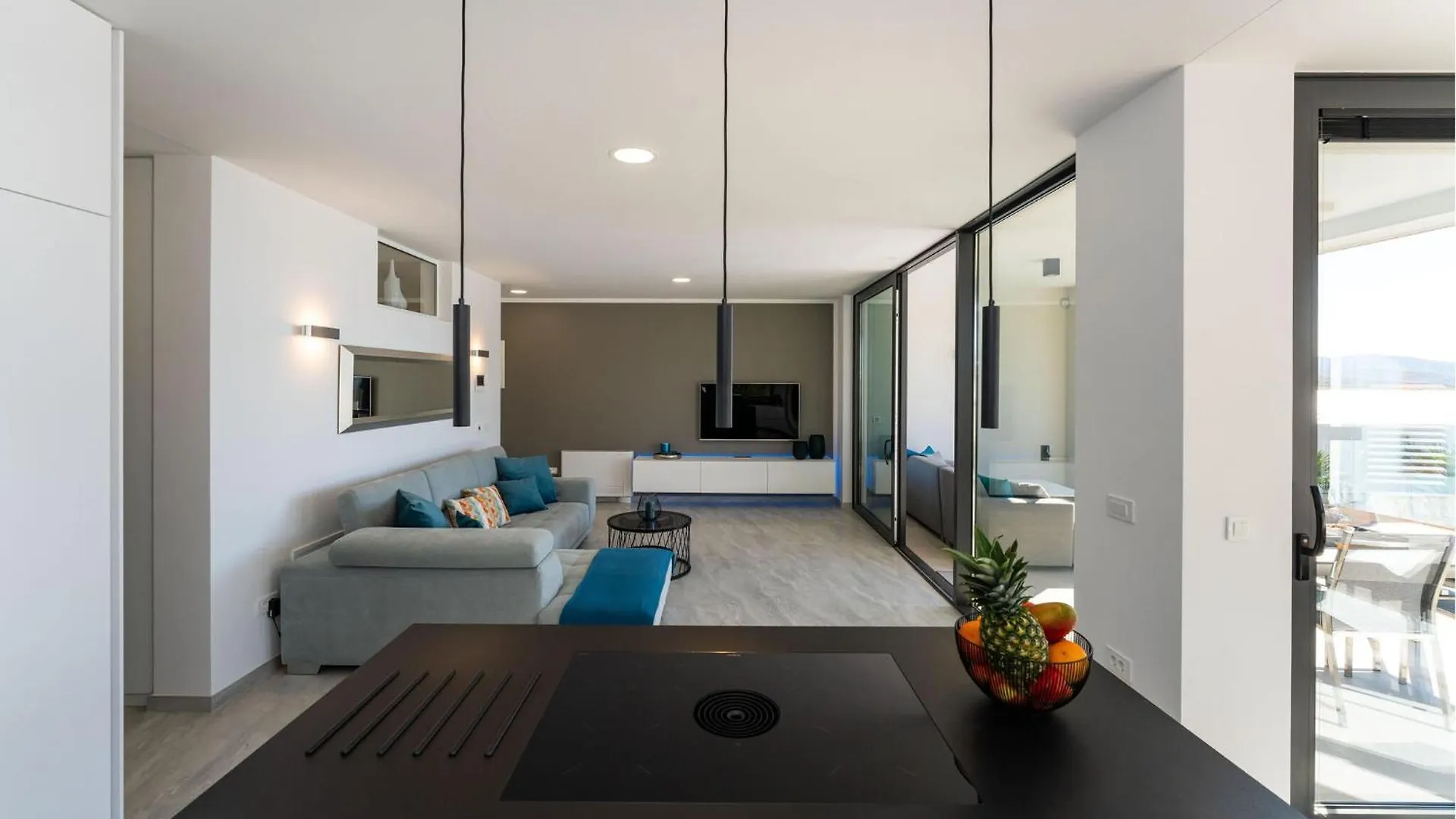 Lovely Apartment In Rovanjska With Kitchen 0*,